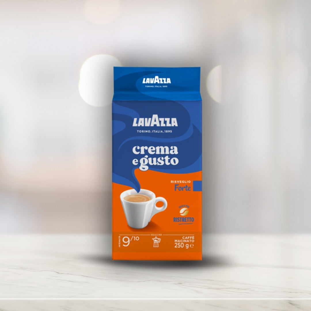 Lavazza - Crema e Gusto Espresso Forte 9/10 - Ground Coffee for Moka Pot or Filtered Coffee
