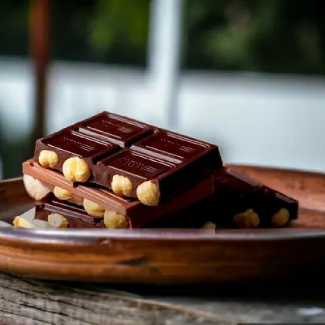Novi Nocciolato - Dark Fondente Chocolate Bar with whole Hazelnuts