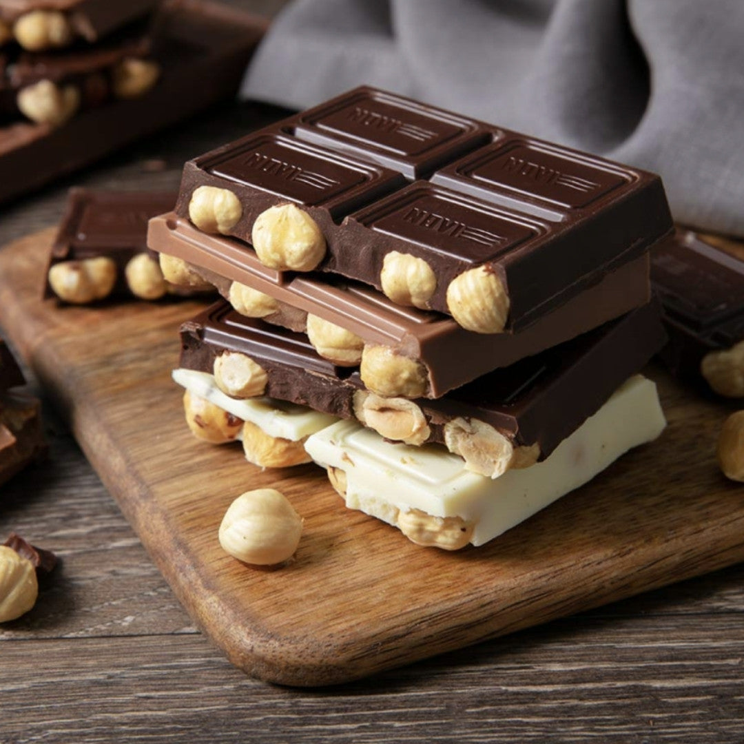 Novi Nocciolato - White Chocolate Bar with whole Hazelnuts