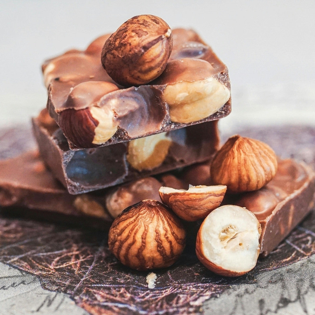Novi Nocciolato - Milk Chocolate Bar with whole Hazelnuts